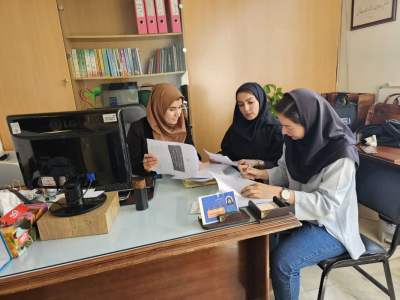 برگزاری جلسه بررسی فرایند ارزشیابی برنامه های ثبت و پیامدهای سلامت