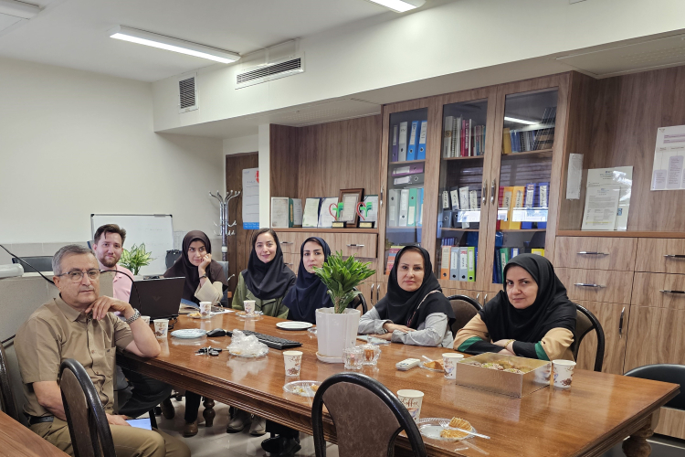 برگزاری جلسه پیش دفاع از پایان طرح تحقیقاتی سرباز نخبه مرکز تحقیقات پرفشاری خون